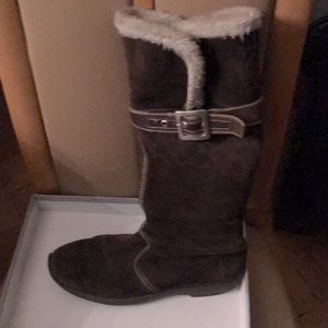 Brown suede tall boots with zipper 9